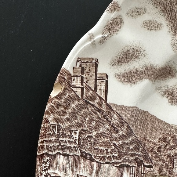 Set of 4 Johnson Bros Ceramic 10” Vintage Plates - Picture 5 of 7